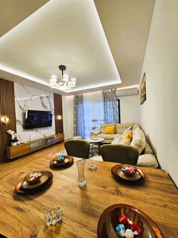 🏡VENDESI APPARTAMENTO 2+1+2 – PALAZZO CON FRECCIA