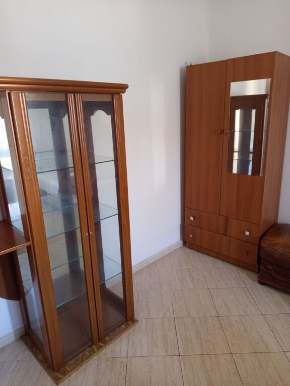 GARSONIERE 22,000 LEKE RRUGA E DURRESIT