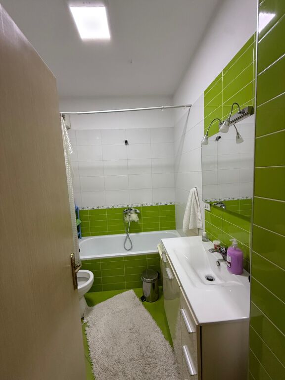 Apartament 1+1 për shitje Yzberisht !