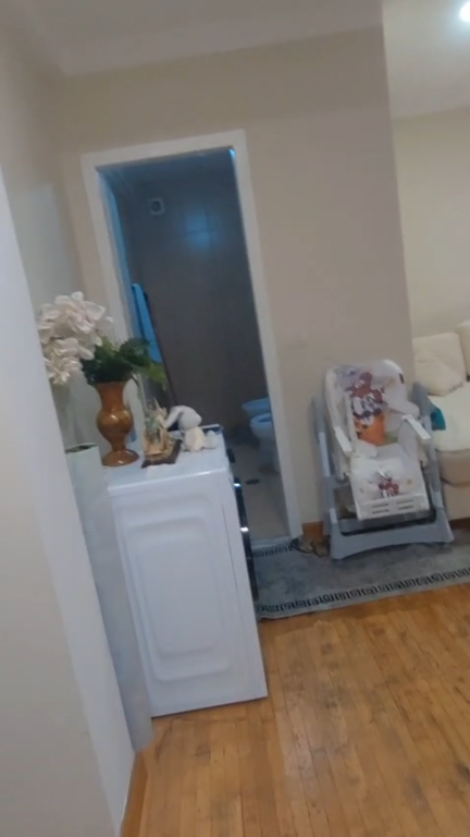 Apartament 1+1 per shitje tek Terminali Pallatet e Verdha !