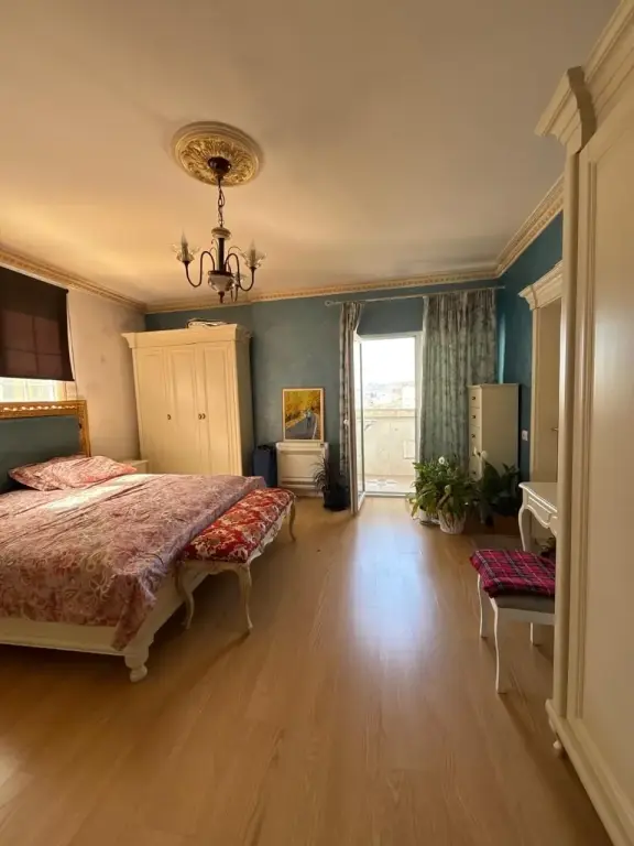Apartament 2+1+2 per qira, Ish-Stacioni i Trenit !