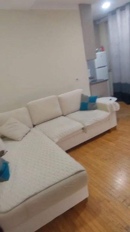 Apartament 1+1 per shitje tek Terminali Pallatet e Verdha !