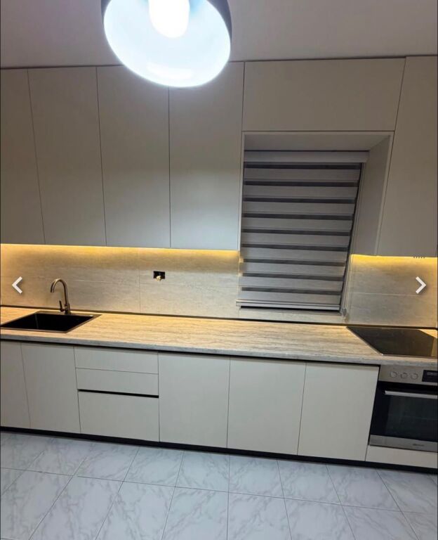 Qera | Vilë 1 + 1 | Rruga Kavajës;Kombinat | 500 €/muaj