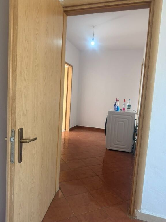 APARTMENT 1+1 45,000 LEKE DIBRES STREET