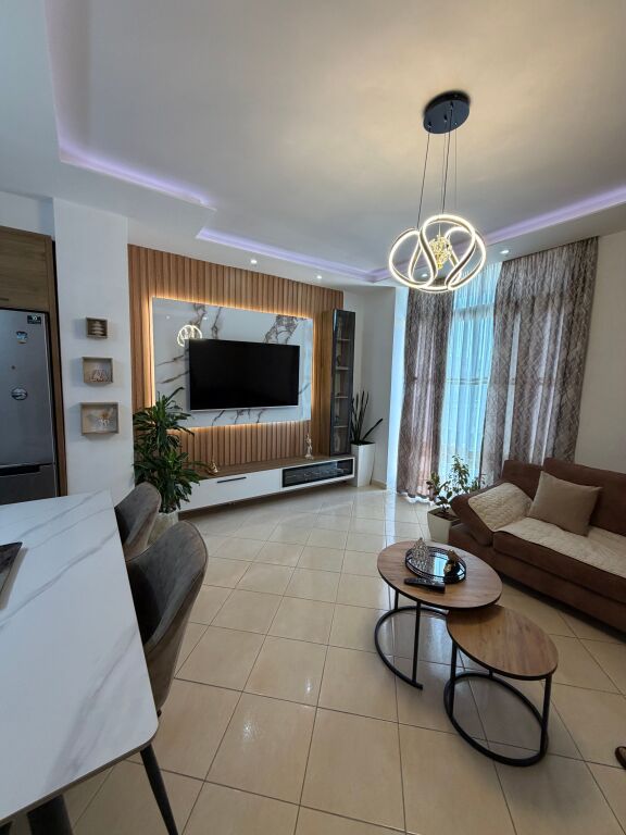 Shitet Apartament 2+1 Rruga Besim Alla