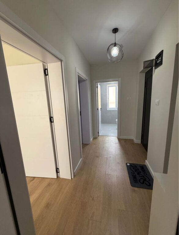 Apartament 2+1 Me Qera - Te Medreseja, Tirane