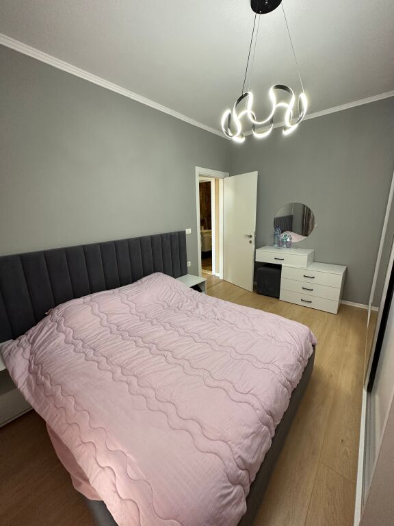 Apartament per qira 2+1+parkim ne Selite cmimi 600 Euro