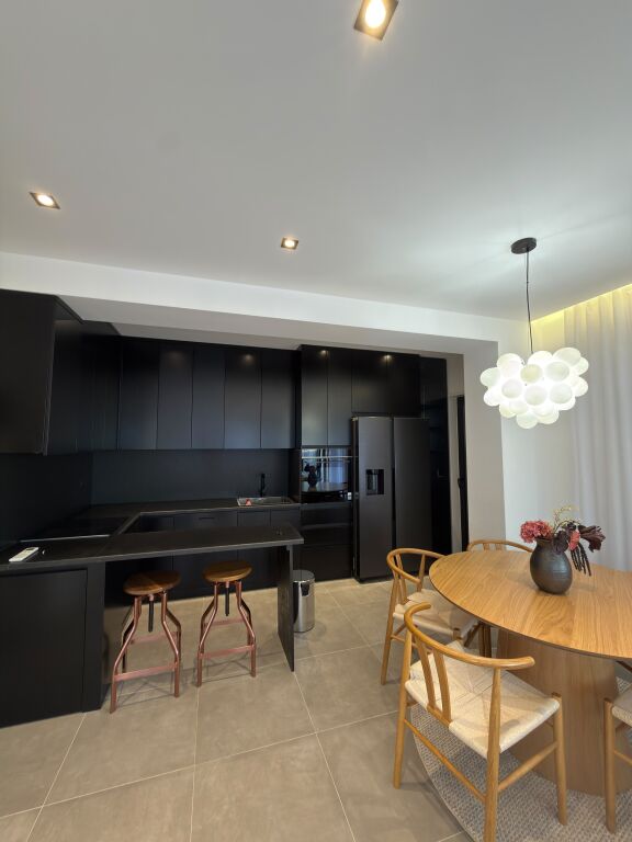 🏡 JEPET ME QIRA – APARTAMENT 3+1+2