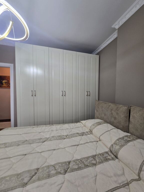 For sale 3+1+2, Astir