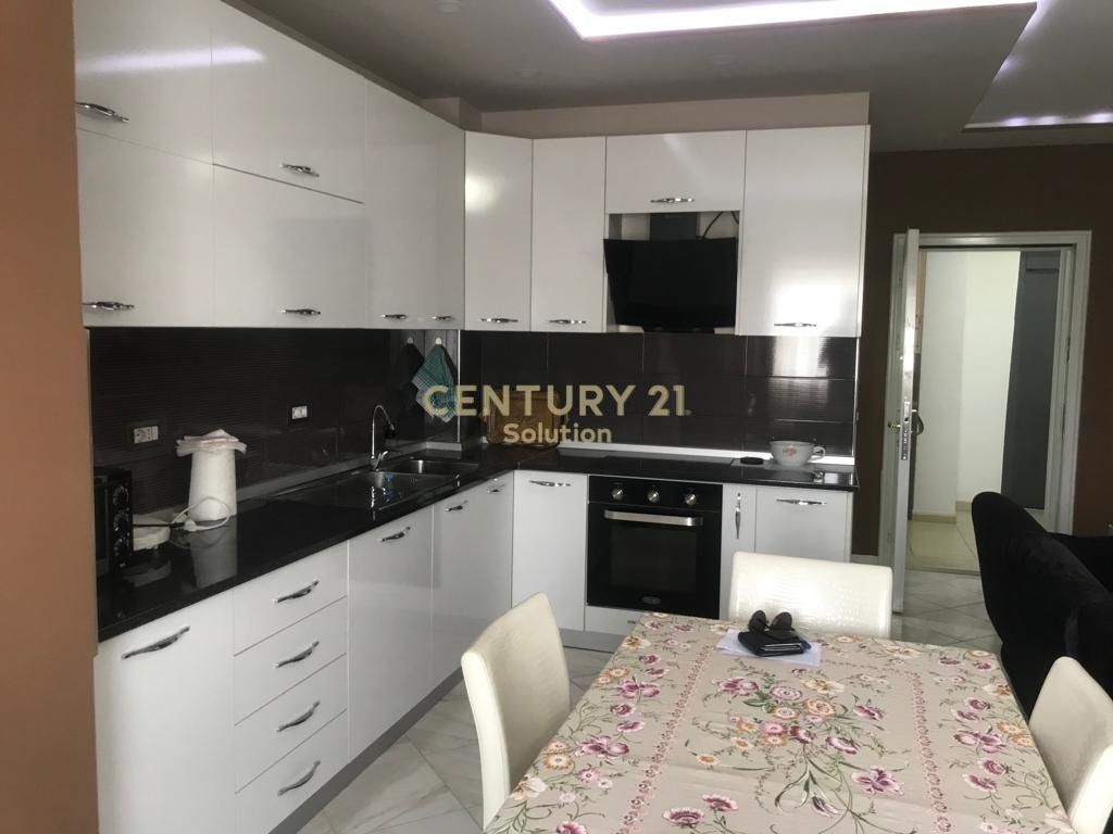 FOR RENT APARTMENT 2+1+2 NEAR SQUARE 21 !