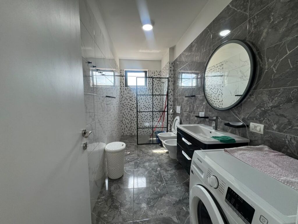 Qera 1+1 residenca Future home , unaza e re