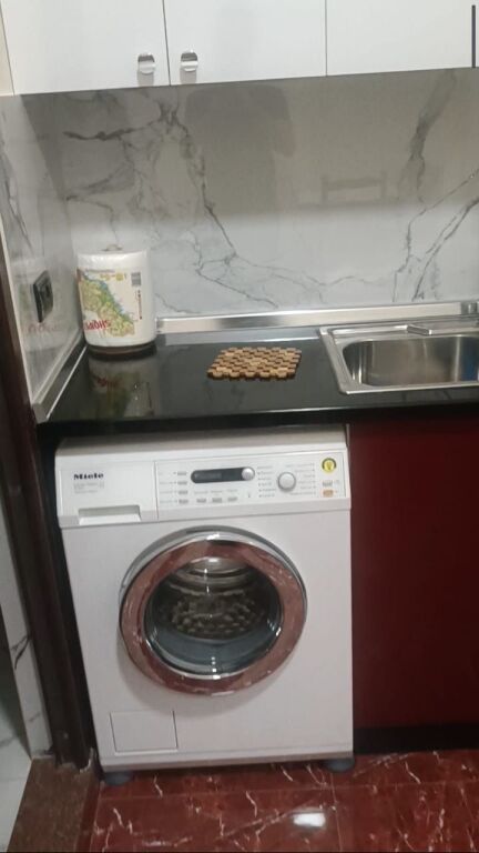 Qera | Garsoniere | Rruga e Elbasanit | 480 €/muaj