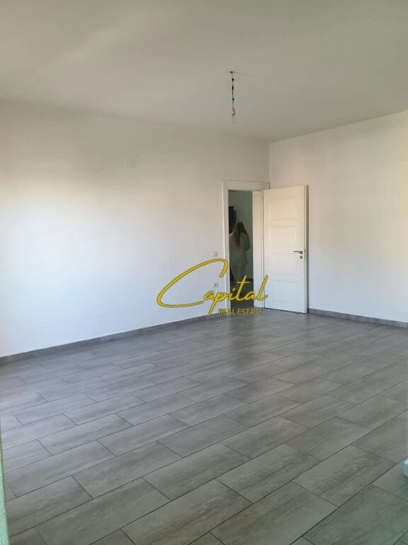 APARTAMENT ME QIRA 2+1 KOMUNA E PARISIT 50.000 LEKE