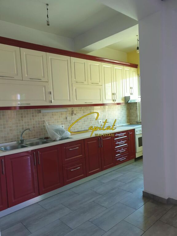 APARTAMENT ME QIRA 2+1 KOMUNA E PARISIT 50.000 LEKE