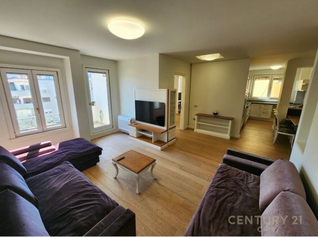 Apartment 2+1+2 for rent at Willson Square 1600€ | 120 m²