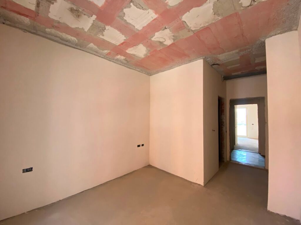 JEPET ME QIRA – AMBIENT BIZNESI  📍 White Palace, Paskuqan