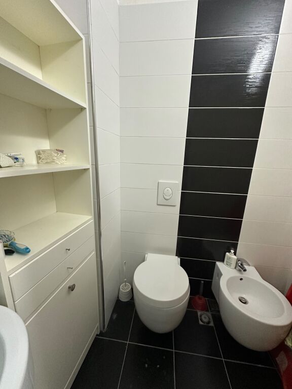 Astir jepet me Qira apartment 2+1+2i mobiluar