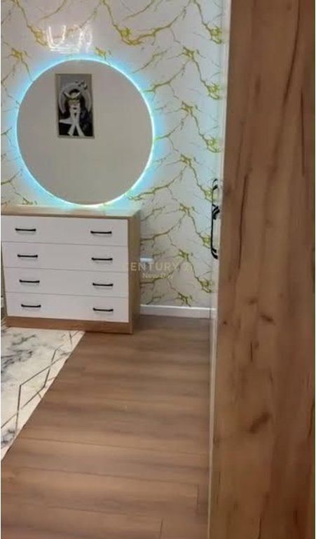 Apartament 2+1 me qira te rruga e Re e Portit