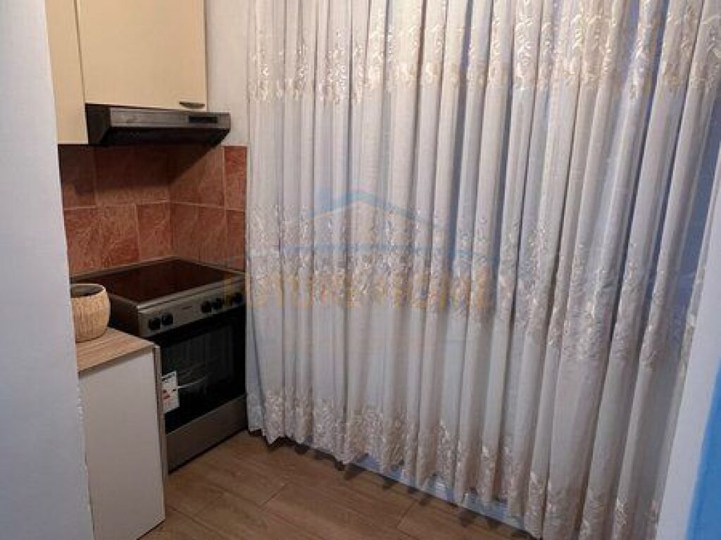 Affitto, Appartamento 2+1, Oxhaku, Tirana.