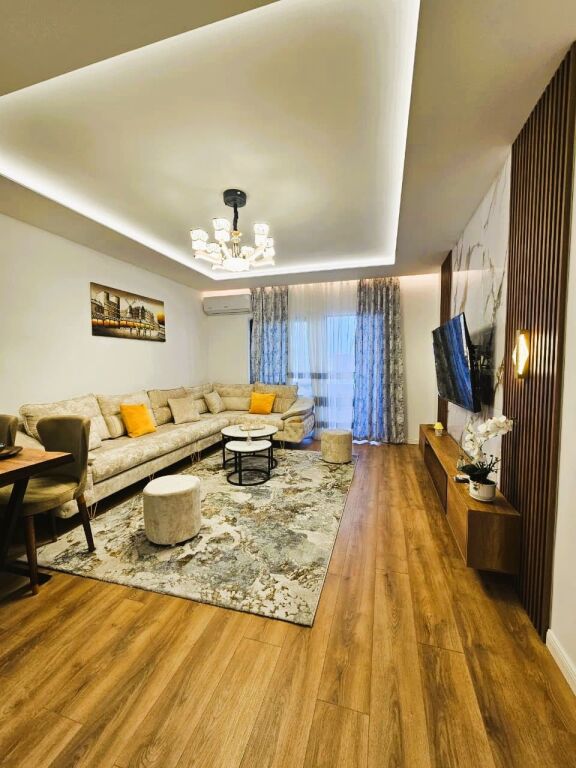 🏡VENDESI APPARTAMENTO 2+1+2 – PALAZZO CON FRECCIA