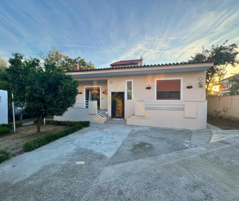 SHITET SHTËPI PRIVATE 3+1 – KAMËZ, TIRANË