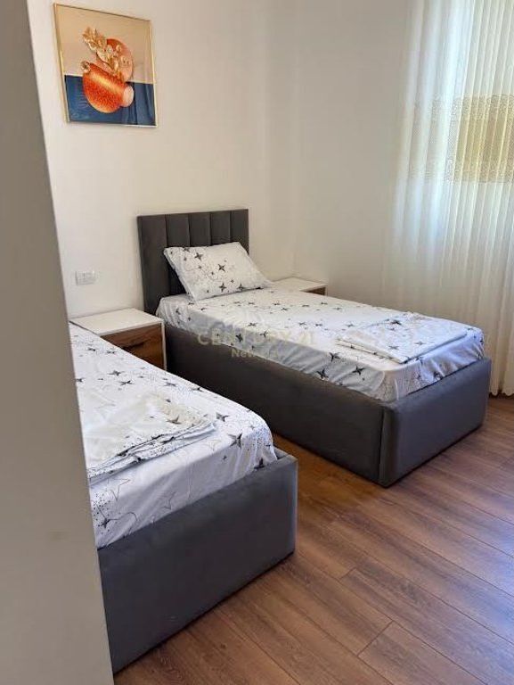 Apartament 2+1 me qira te rruga e Re e Portit