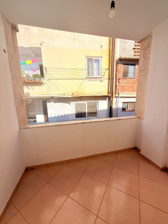 VENDESI APPARTAMENTO 3+1+2 NELLA ZONA DI SHKOZET, DURRES