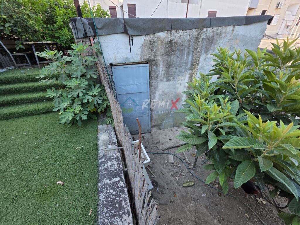 SHITET APARTAMENT 2+1 ME TOKË PRIVATE! 🌿