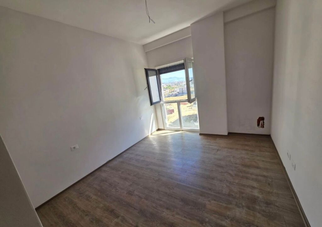 For sale 2+1 PORTA TIRANA