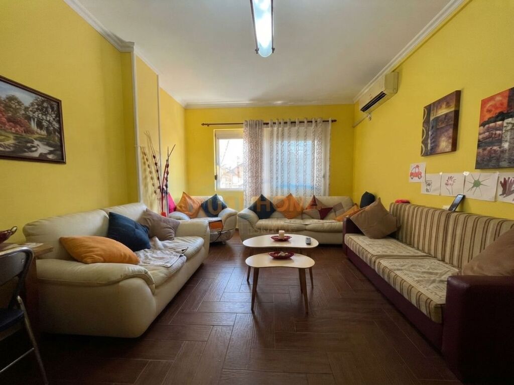 Shitet Apartament 2+1, Rruga Dritan Hoxha,Tiranë