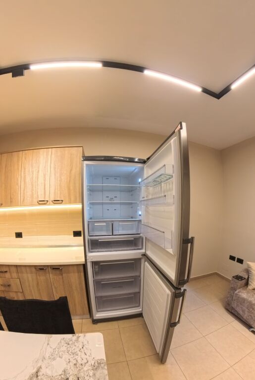 🔥 ONLY 500 M FROM SKËNDERBEJ SQUARE – 1+1 NEWLY INVESTED IN SELVI 60 m²