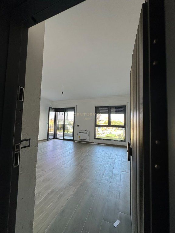 Appartamento 1+1 in Affitto in Bulevardin e Ri, Complesso Ndregjoni