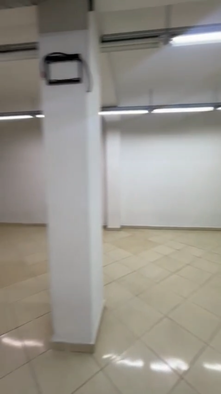 Magazzino in affitto a Kombinat !