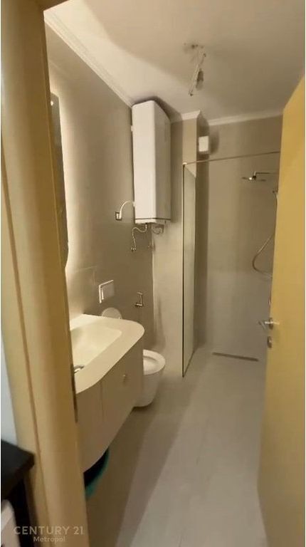 🏡 Appartamento 1+1 in affitto – Giardino Botanico / Sottopassaggio di Kodra e Diellit