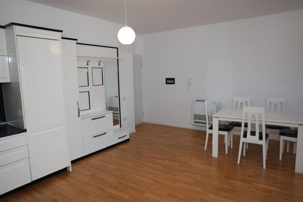 APT. 2+1+2 for rent, Botanic Garden
