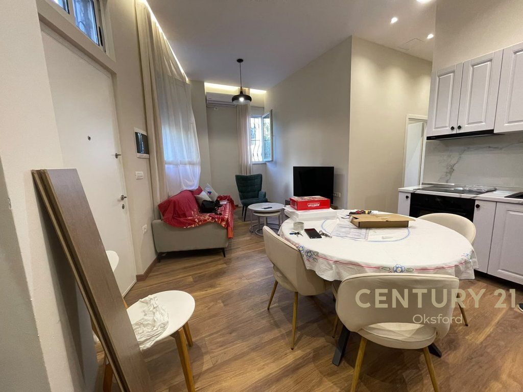 Jepet me qira apartament 2+1+2 te AnA Residence, Qyteti Studenti. 800 € /Muaj