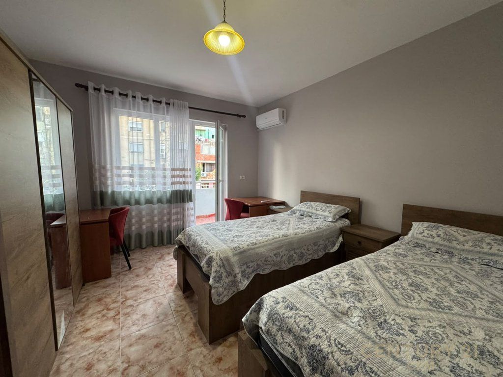 APARTAMENT 2+1 ME QIRA