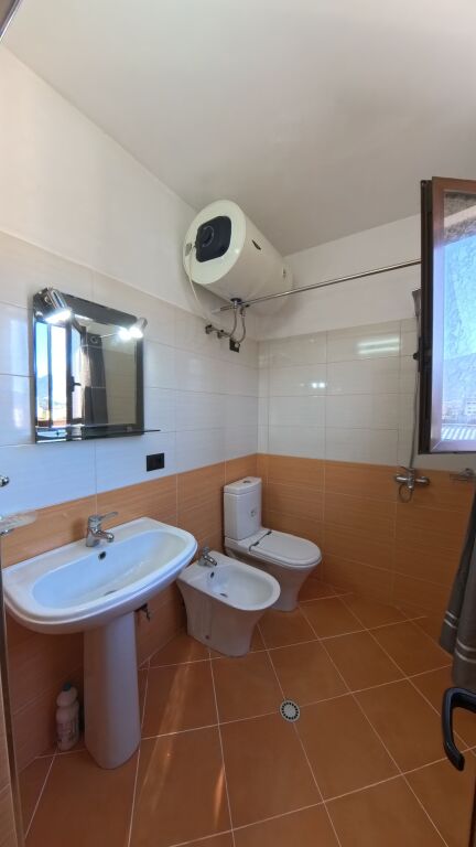 🔥 ONLY 500 M FROM SKËNDERBEJ SQUARE – 1+1 NEWLY INVESTED IN SELVI 60 m²