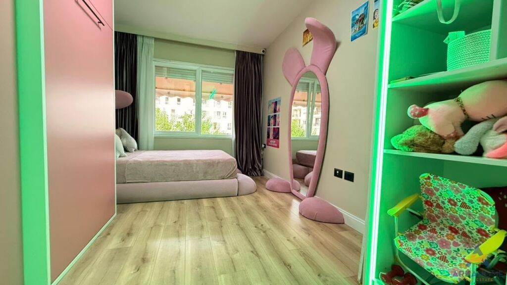 AFFITTASI APPARTAMENTO DI LUSSO 2+1+BALCONE "TE KIKA 3, KOMUNA E PARISIT" 1200 EURO