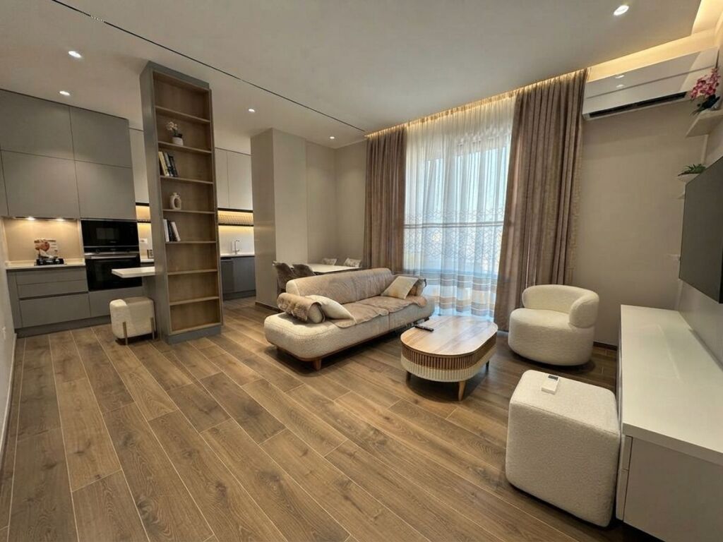 Affitto, Appartamento 2+1 + Veranda + Parcheggio !!