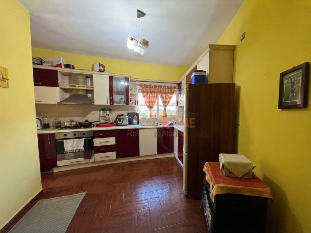 Shitet Apartament 2+1, Rruga Dritan Hoxha,Tiranë