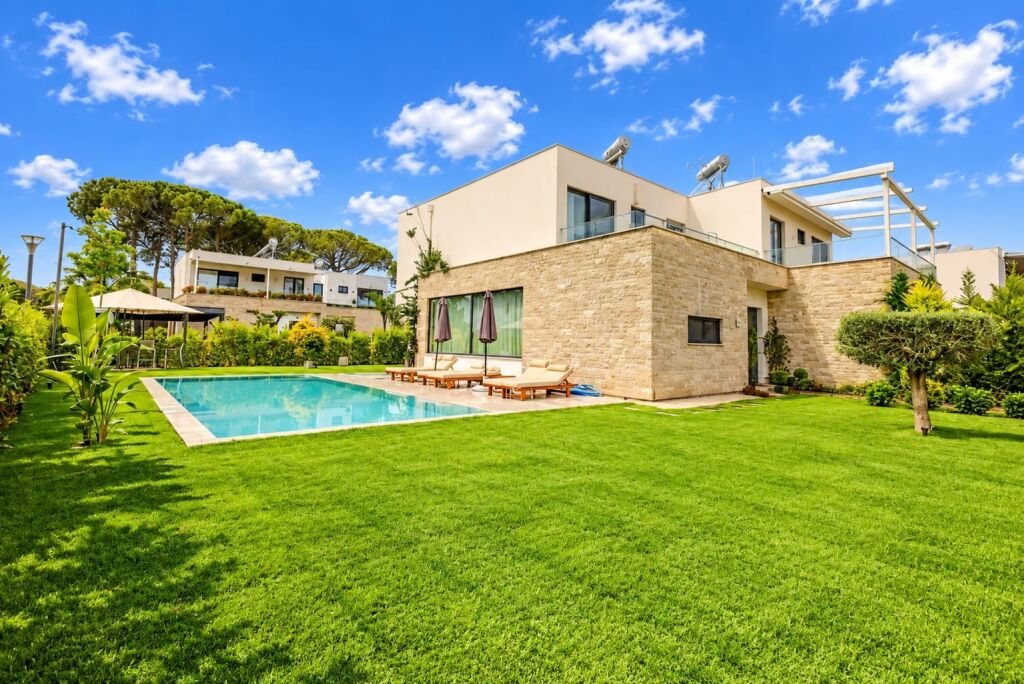 2-Storey Villa for Sale in San Pietro Resort – Near Hotel Melia, Durres, Hamallaj, Lalëzit Bay.