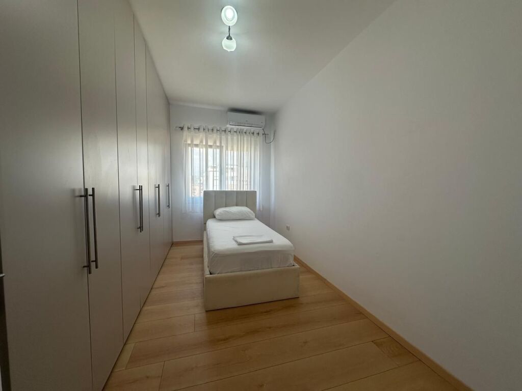 Apartment 2+1 for rent Elbasan Street !