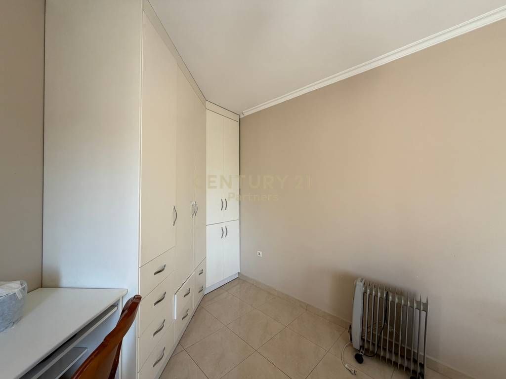 SHITET APARTAMENT 2+1+2 – ASTIR, PRANË WELLIT !! 164,000 €