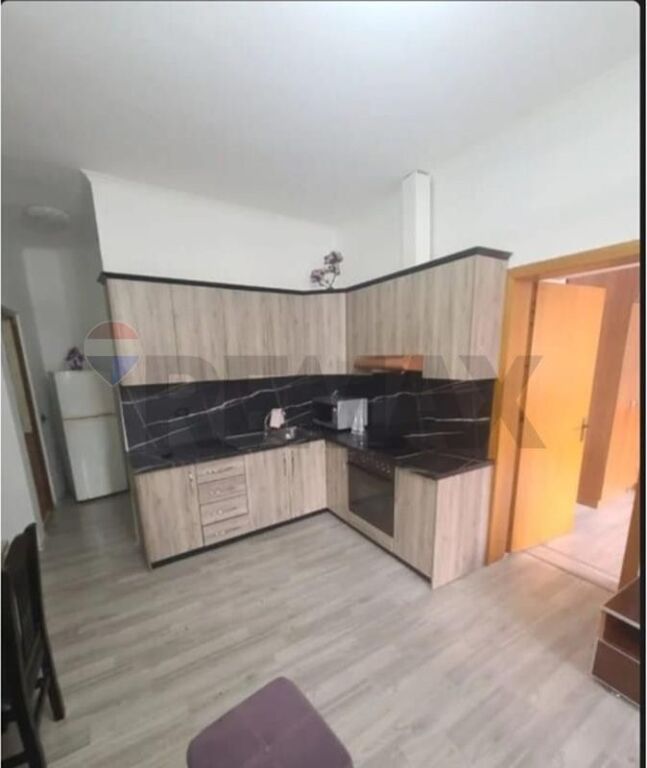 Shitet Apartament 2+1 ne Misto Mame