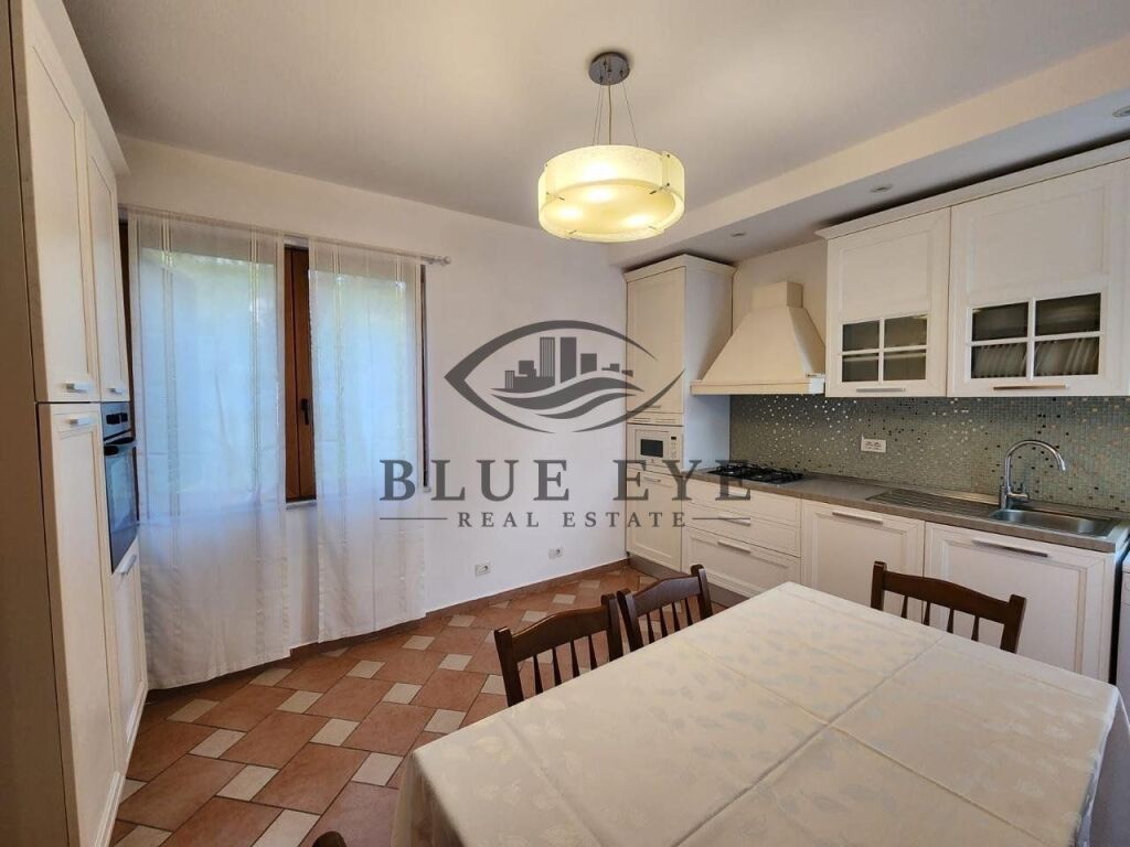TRIPLEX PREMIUM AFFITTO – VILA E ZOGUT, DURRËS!