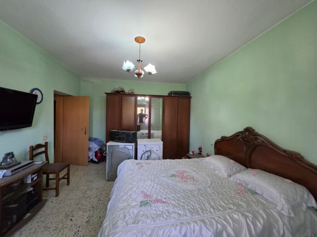 Apartament 2+1 ne shitje , Rruga Ali Visha !