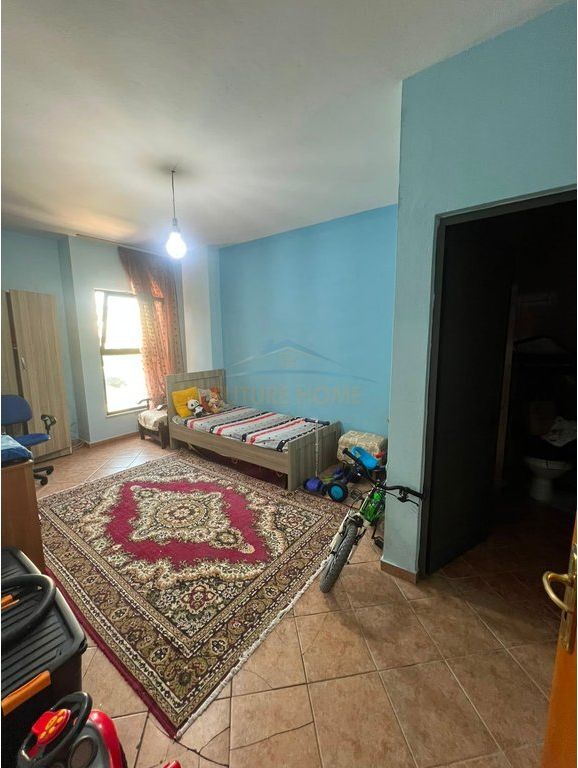 Shitet, Apartament 2+1+2, Rruga 5 Maj, Tirane  ,14,500,000 Lekë