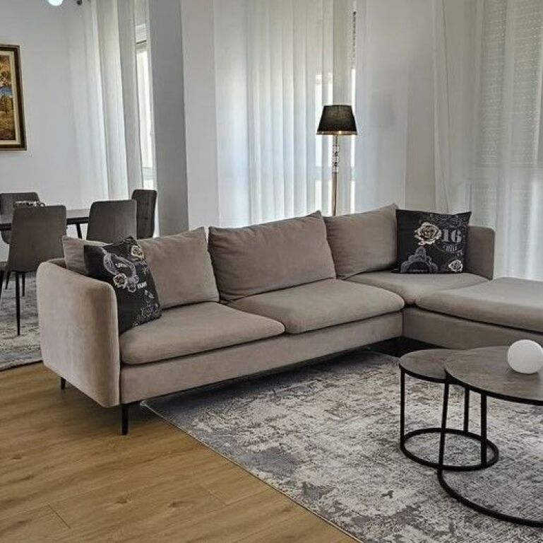 🏡 VILLA IN AFFITTO – RESIDENZA ABA