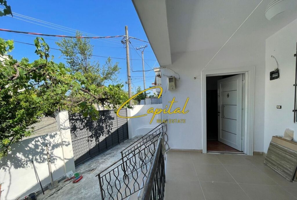 APARTAMENT ME QIRA 1+1 SHKOZE 40.000 LEKE